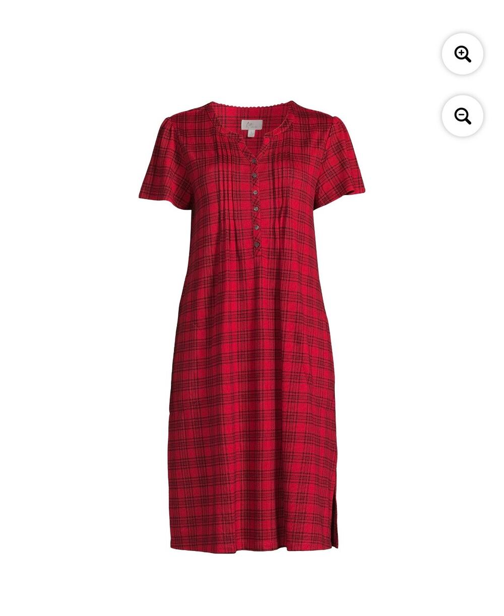 * Aria Womenâs XL Red Tartan Plaid Short Sleeve Henley Pleated Knit Nightshirt